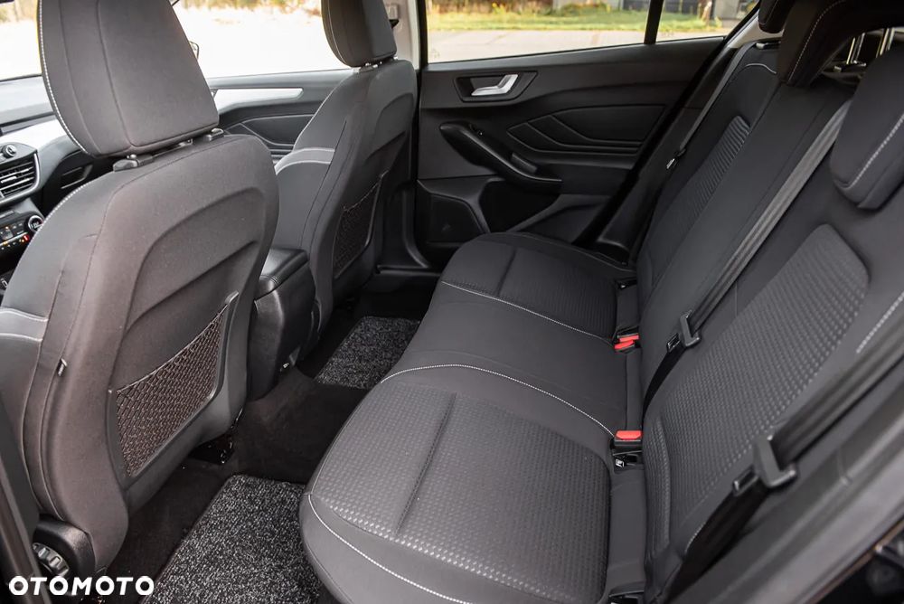 Ford Focus 1.5 EcoBlue Titanium - 24