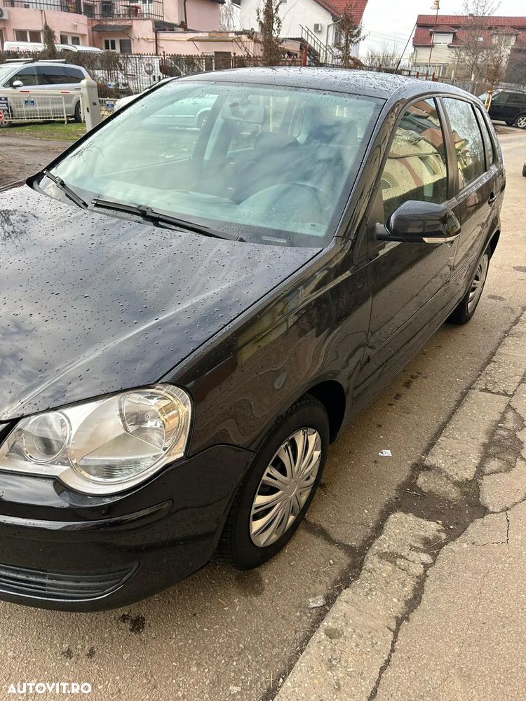 Volkswagen Polo - 2