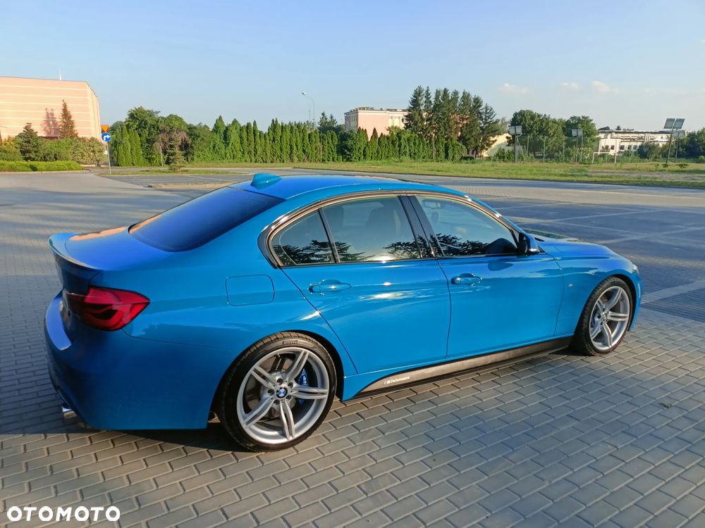 BMW Seria 3 335i xDrive Edition Sport - 17