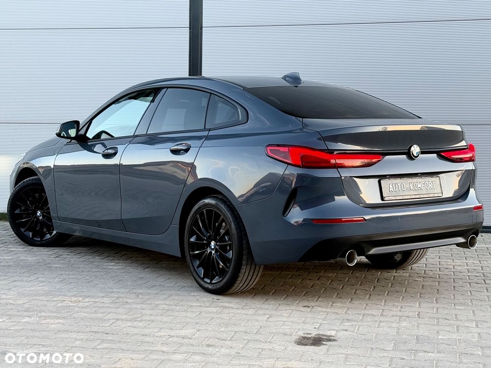 BMW Seria 2 220d Sport-Aut - 31