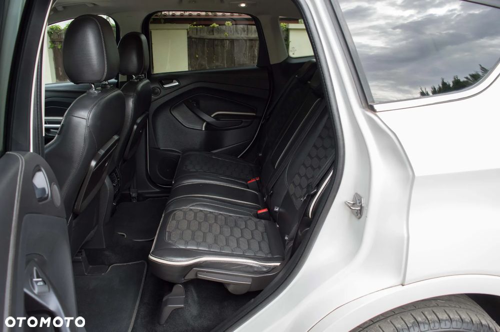 Ford Kuga 2.0 TDCi 2x4 Vignale - 30