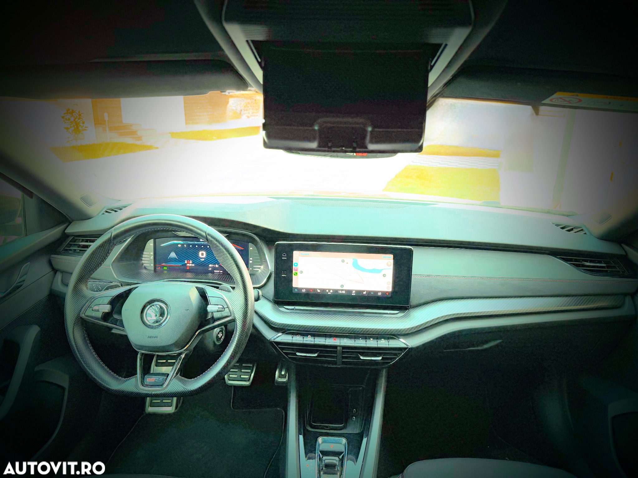 Skoda Octavia 2.0 TSI DSG RS - 10