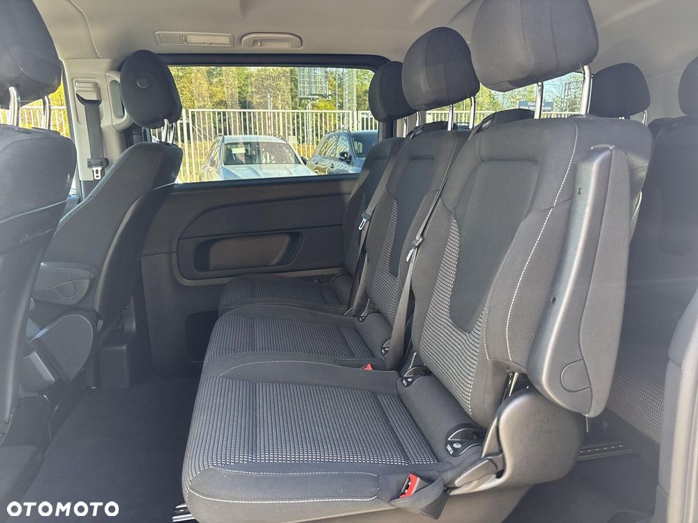 Mercedes-Benz Klasa V - 23