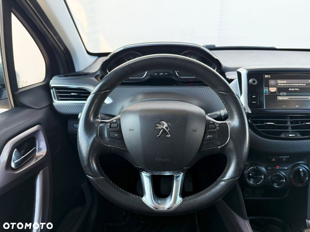 Peugeot 2008 1.2 Pure Tech Access EU6 - 16
