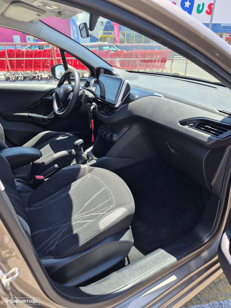Peugeot 208 1.6 e-HDi Active 95g - 22