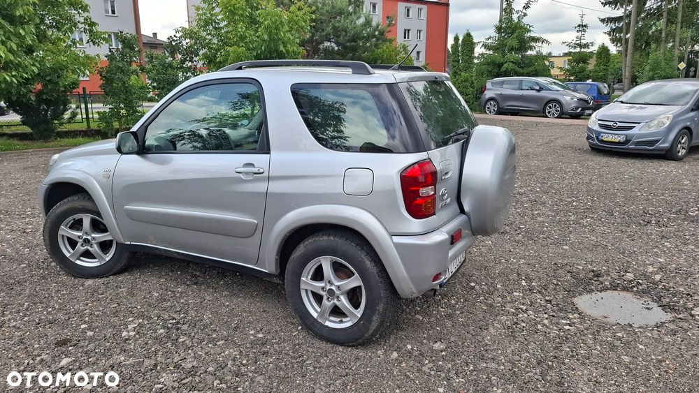 Toyota RAV4 - 2