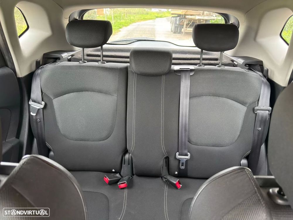 Renault Captur 1.5 dCi EDC - 30