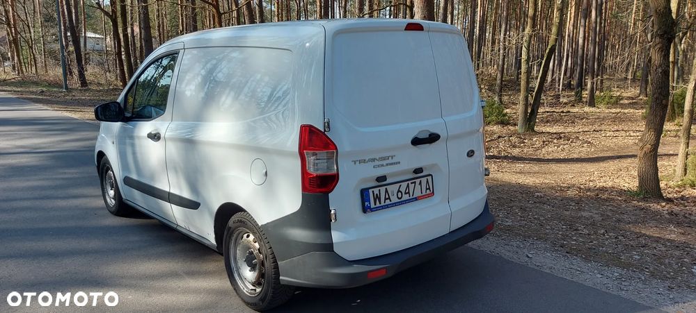 Ford Transit Courier - 3