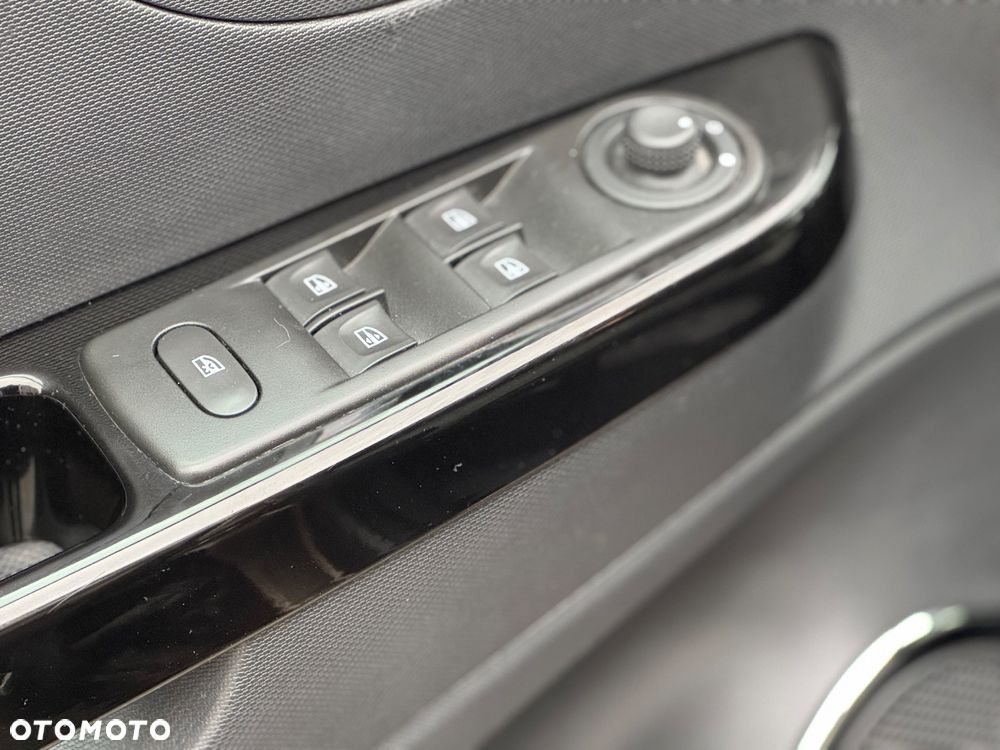 Renault Captur 1.2 Energy TCe Intens EDC EU6 - 21