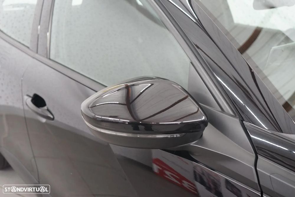 Peugeot 2008 1.2 PureTech Allure - 10