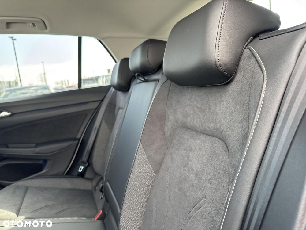 Volkswagen Golf 1.5 eTSI mHEV Life Plus DSG - 17