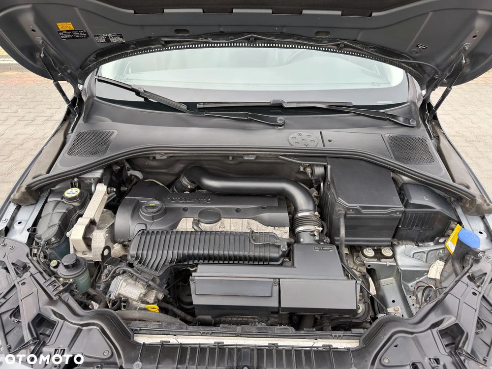 Volvo S60 2.5 T5 AWD - 36