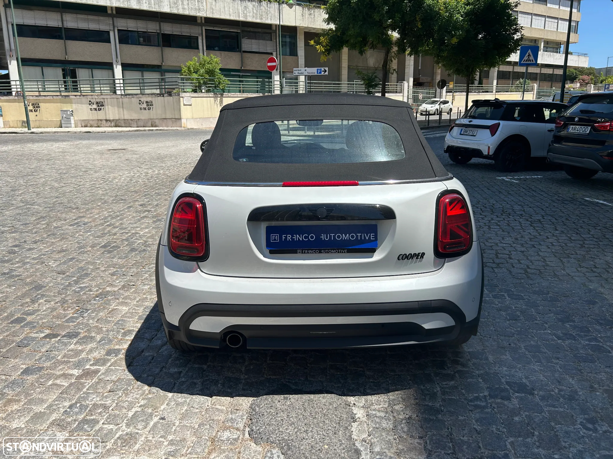 MINI Cabrio Cooper Classic Auto - 4