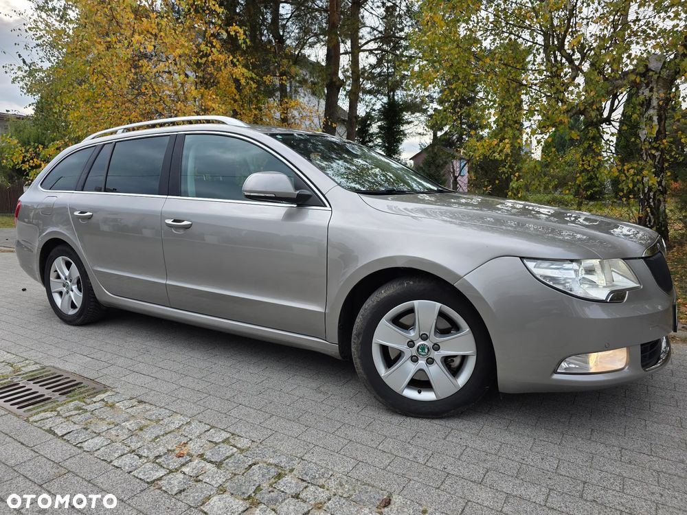 Skoda Superb Combi 1.6 TDI Green tec Ambition - 19