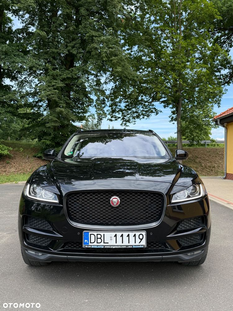 Jaguar F-Pace 2.0 i4D RWD R-Sport - 19