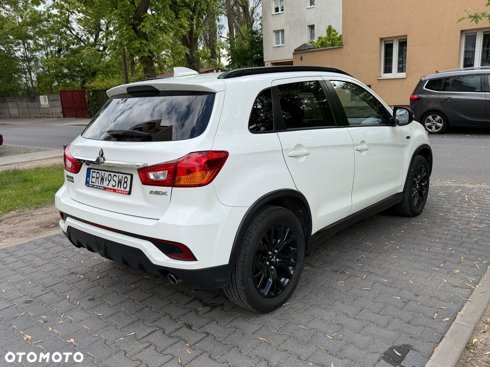 Mitsubishi ASX 1.6 Black Edition - 10