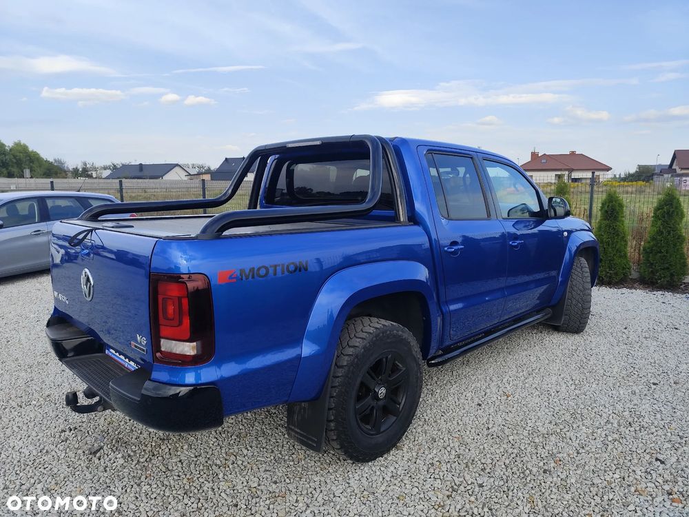 Volkswagen Amarok 3.0 V6 TDI 4Mot Highline - 11
