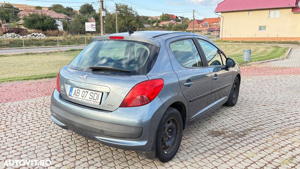 Peugeot 207 - 3