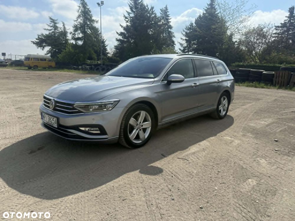 Volkswagen Passat - 5