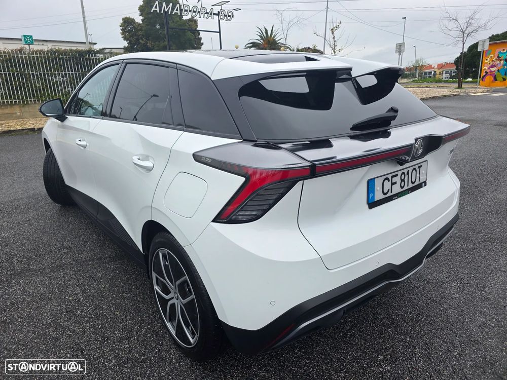 MG MG4 77 kWh Extended Range Luxury - 3