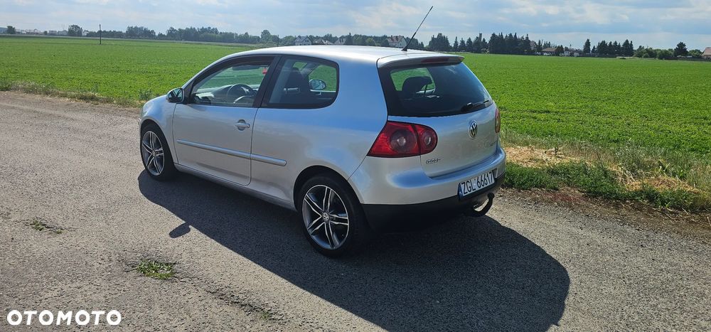 Volkswagen Golf - 3