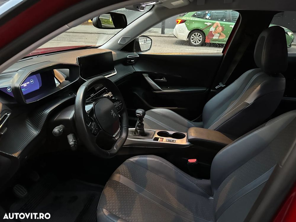 Peugeot 2008 - 10