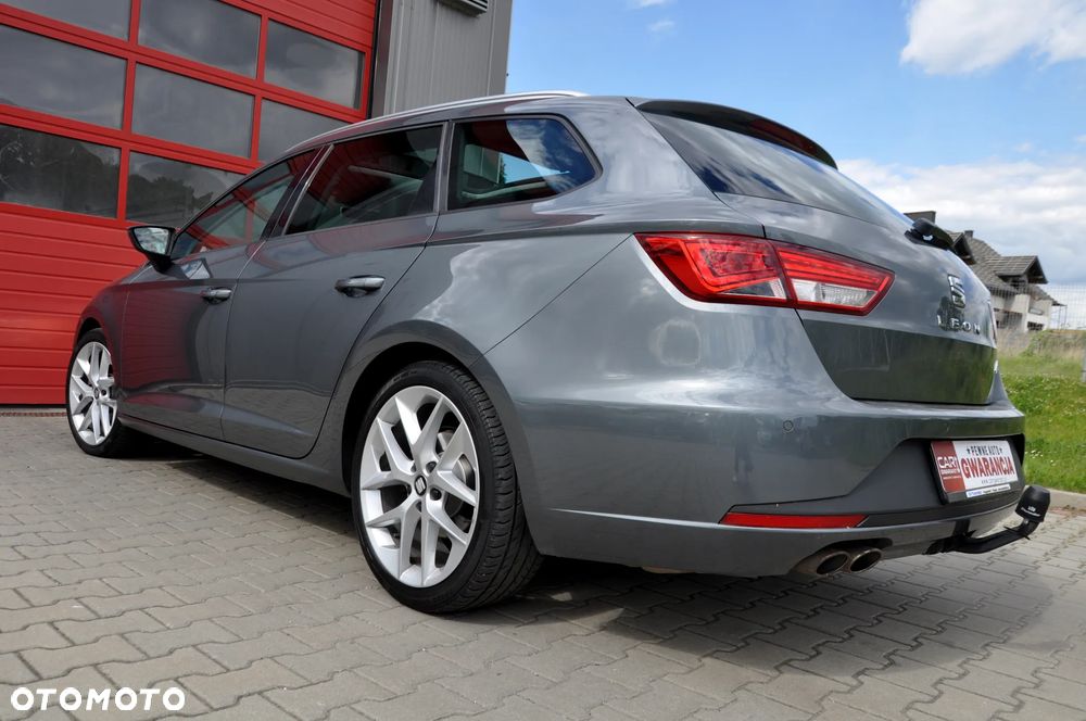 Seat Leon Sportstourer 2.0 TDI DPF DSG FR - 18