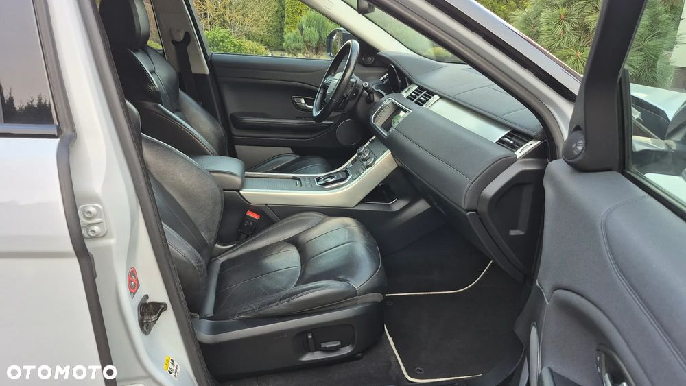 Land Rover Range Rover Evoque TD4 Sky View - 29