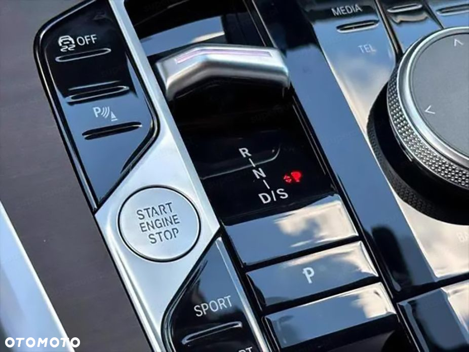 BMW X6 - 11