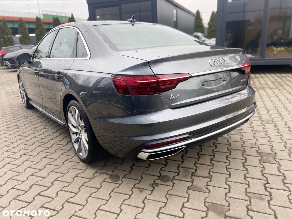 Audi A4 45 TFSI quattro S tronic S line - 10