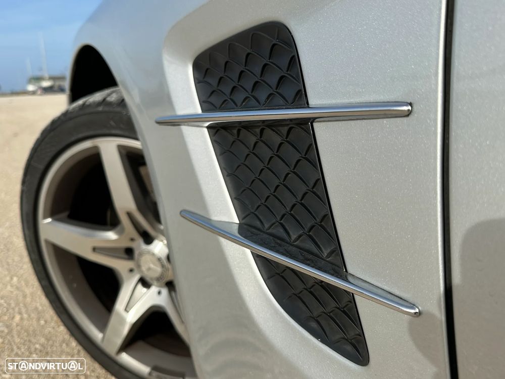 Mercedes-Benz SL 400 9G-TRONIC - 17