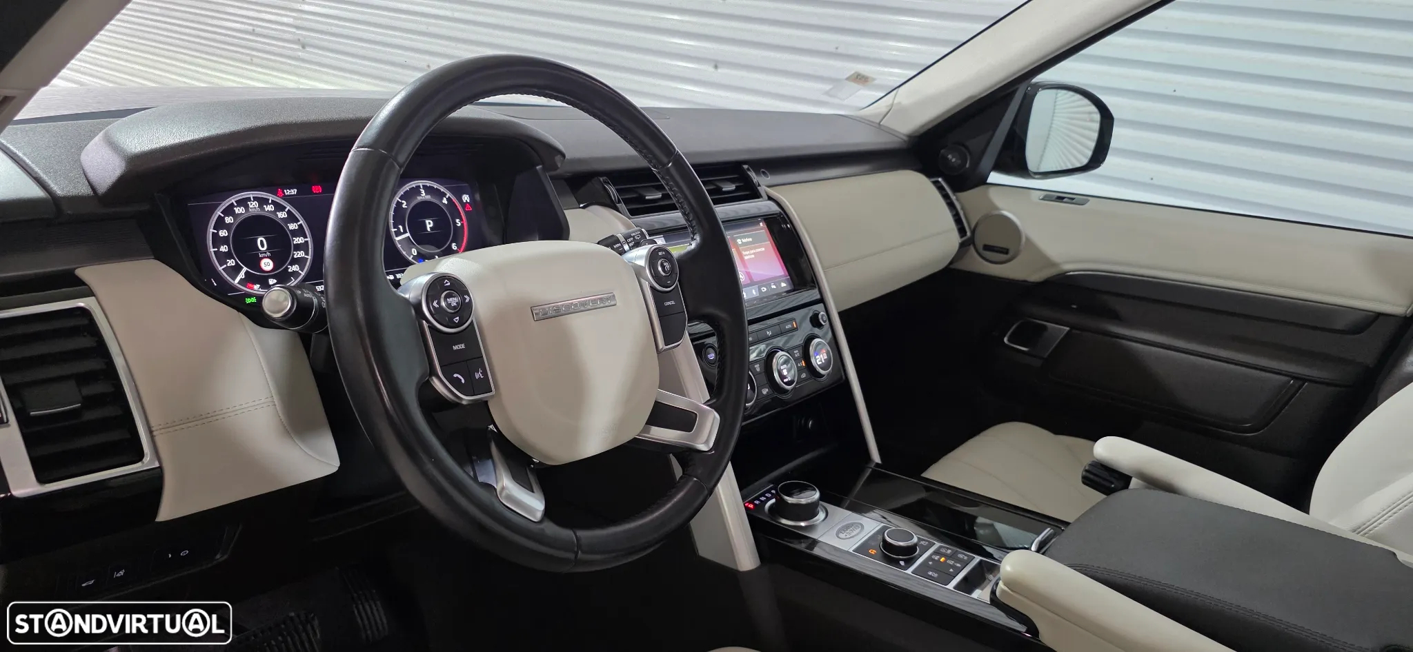 Land Rover Discovery 2.0 SD4 HSE Lusury Auto - 15