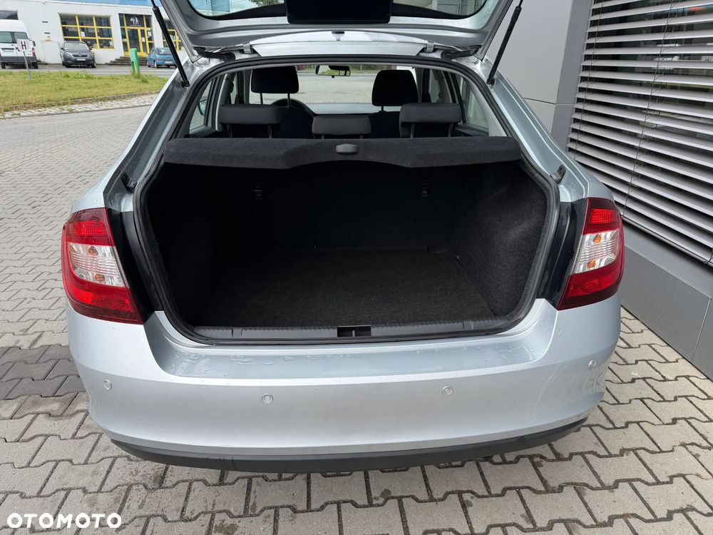 Skoda RAPID 1.6 TDI DPF Clever - 14