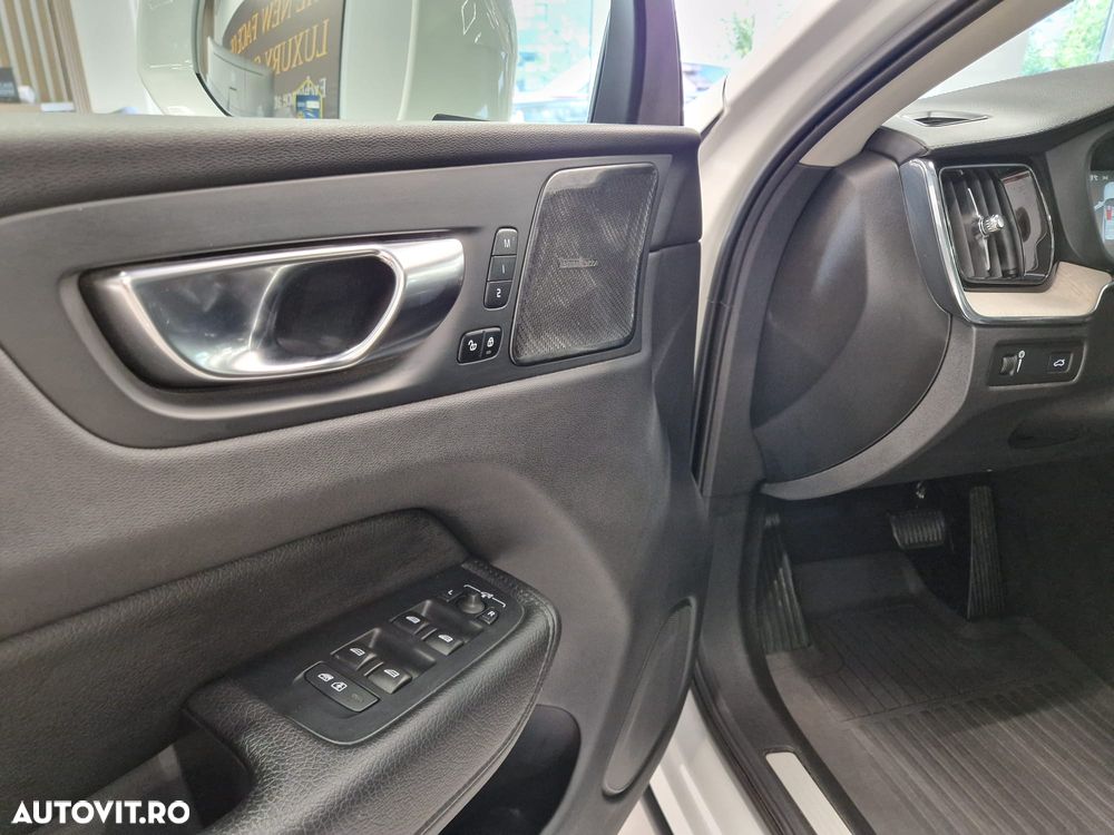 Volvo XC 60 B5 D AWD Geartronic Inscription - 18