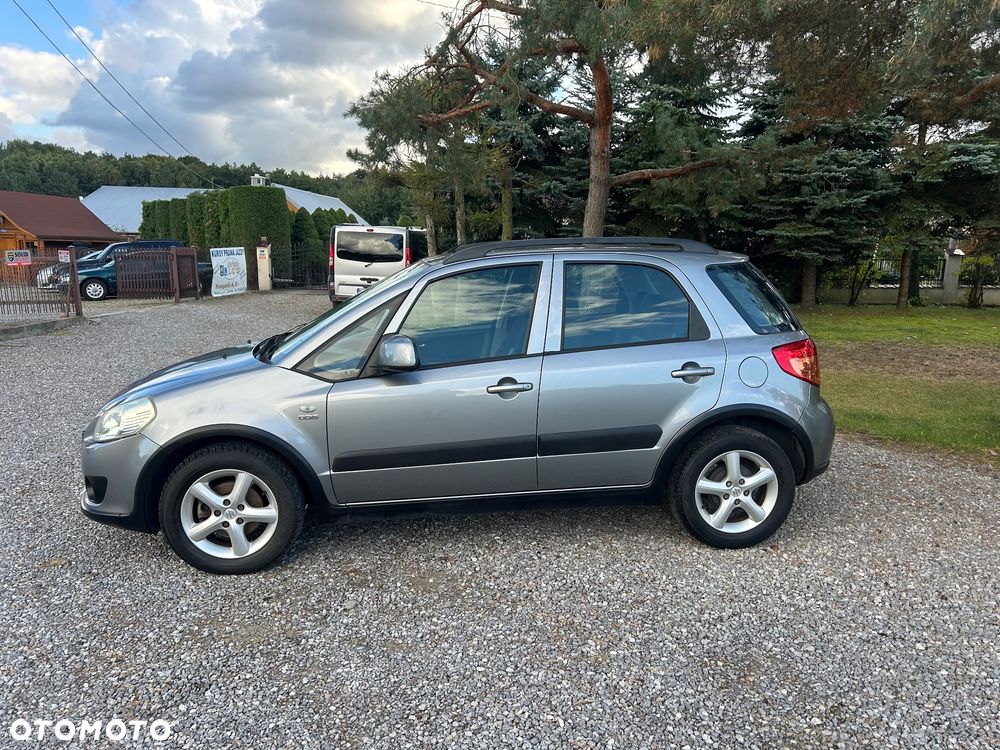 Suzuki SX4 - 4