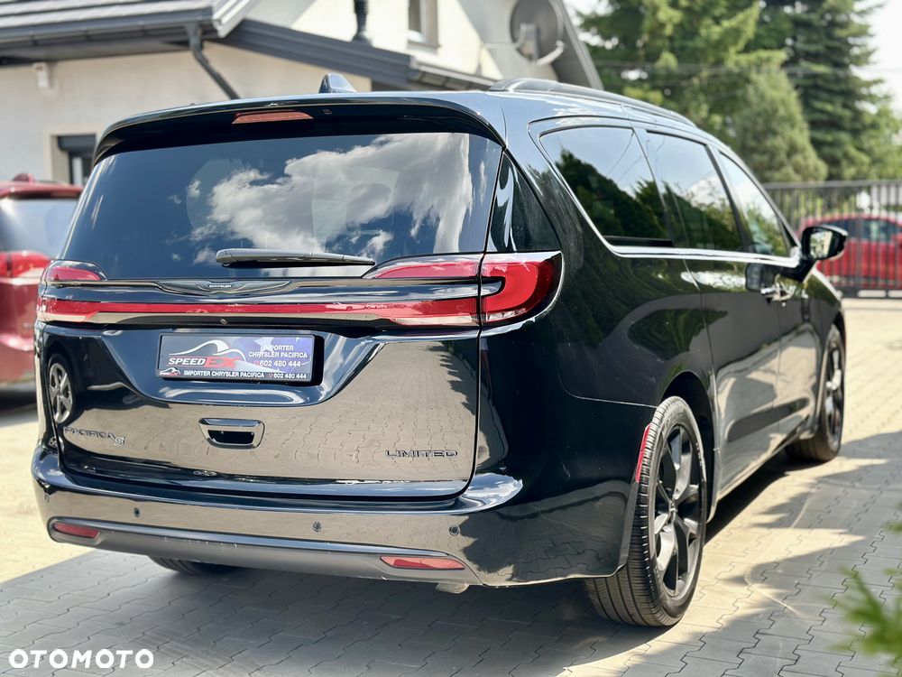 Chrysler Pacifica - 10