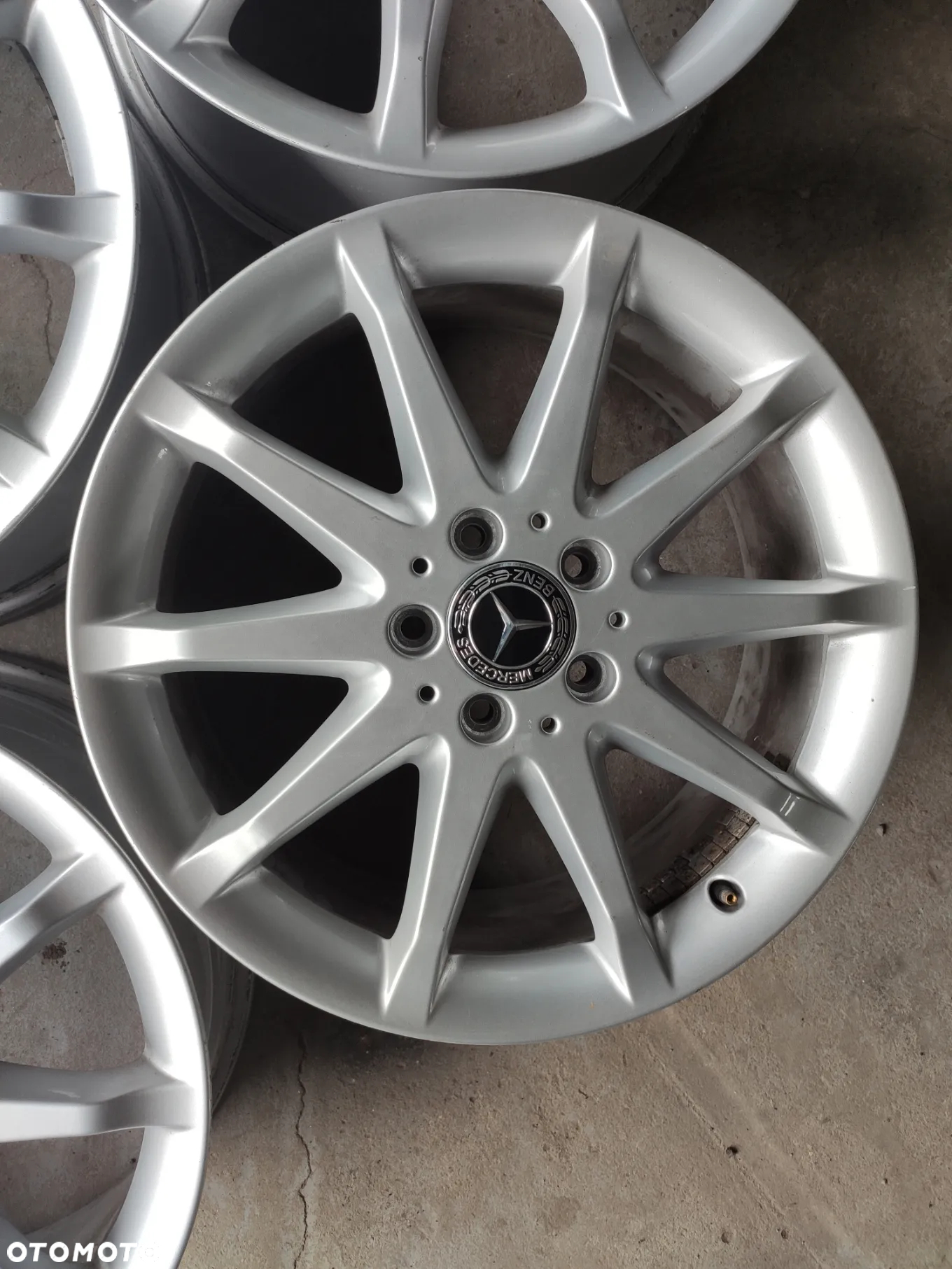 Felgi aluminiowe 18 cali Mercedes ML  A251   GLS GLK G Vito - 4
