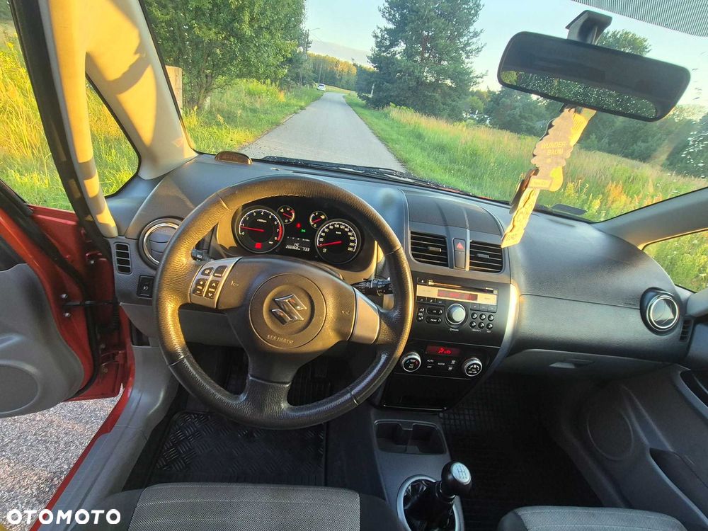 Suzuki SX4 - 7
