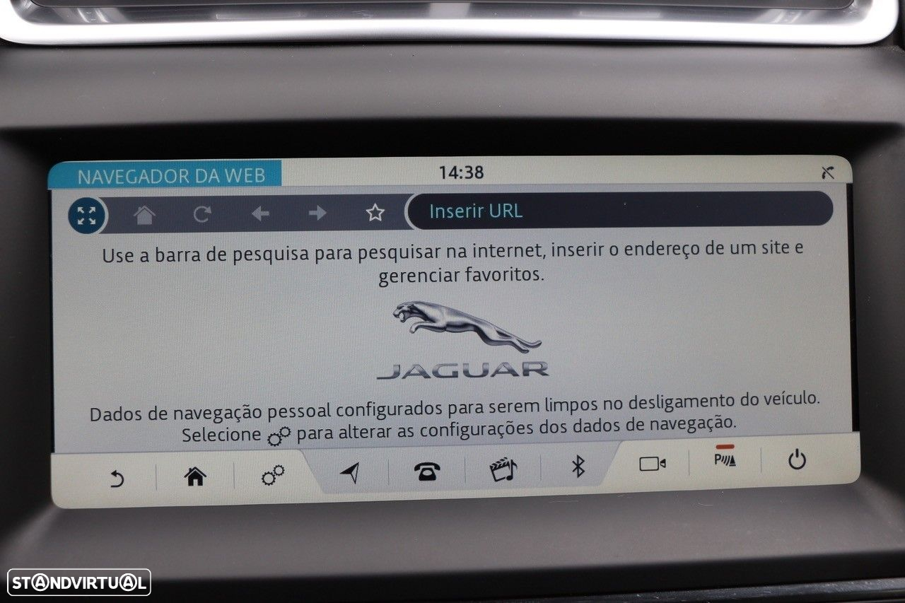 Jaguar E-Pace 2.0 i4D R-Dynamic - 31