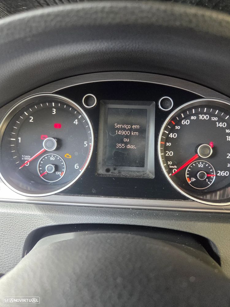 VW Passat 1.6 TDI Confortline - 27