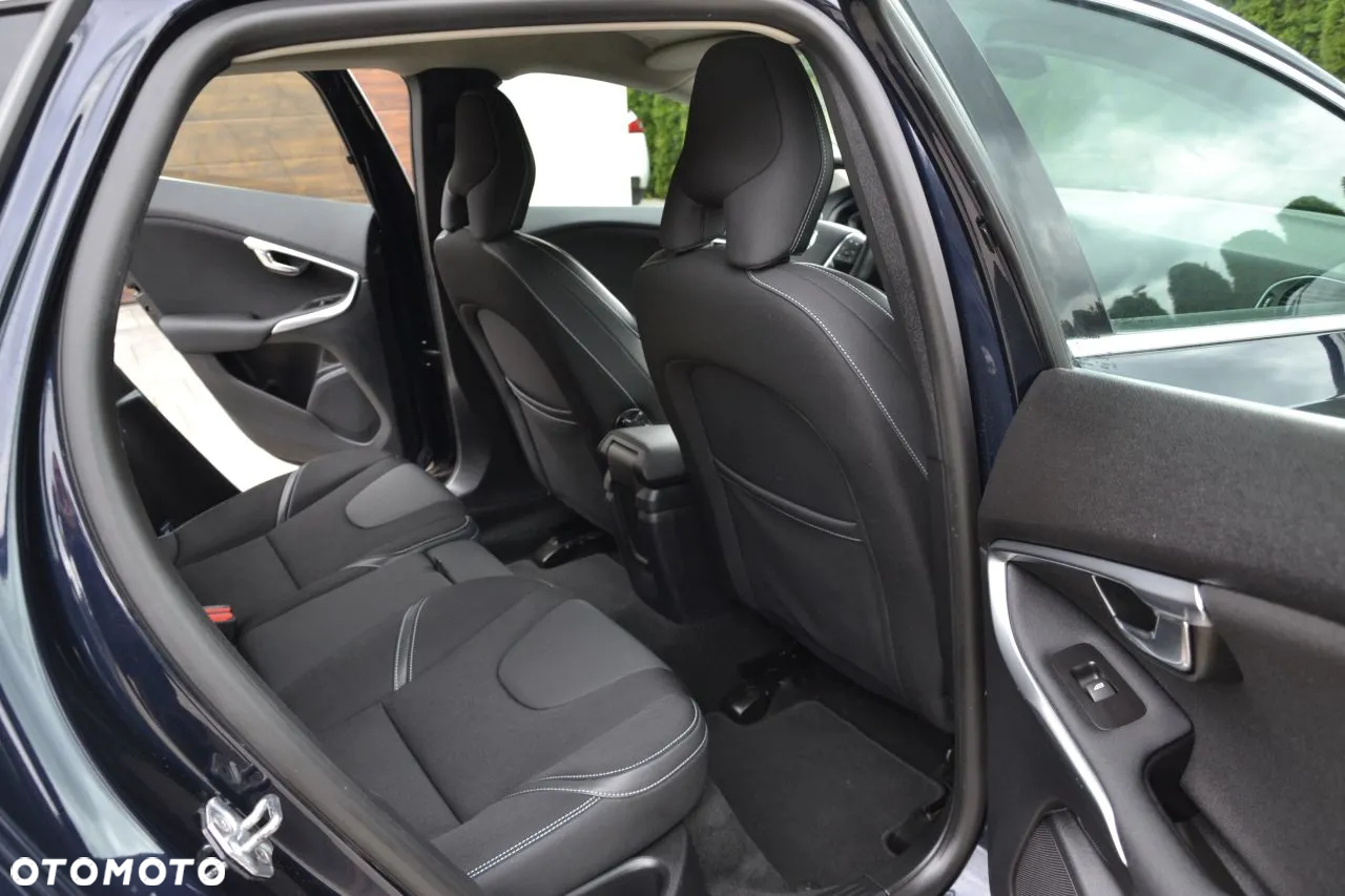 Volvo V40 D2 Drive-E Summum - 19
