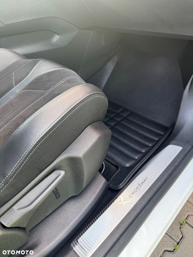 Peugeot 5008 2.0 BlueHDI Crossway S&S EAT8 - 25