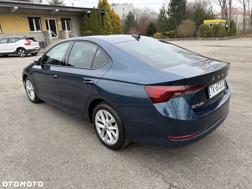 Skoda Octavia 1.5 TSI ACT Ambition - 4