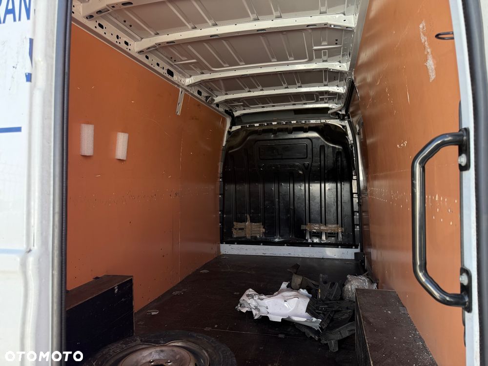 Renault Master - 12