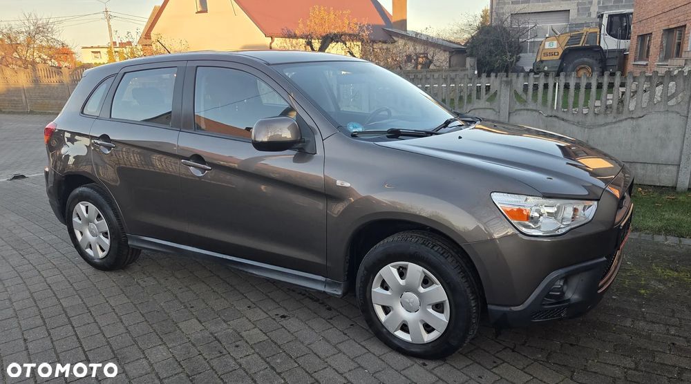 Mitsubishi ASX 1.8 DI-D 2WD Inform - 22