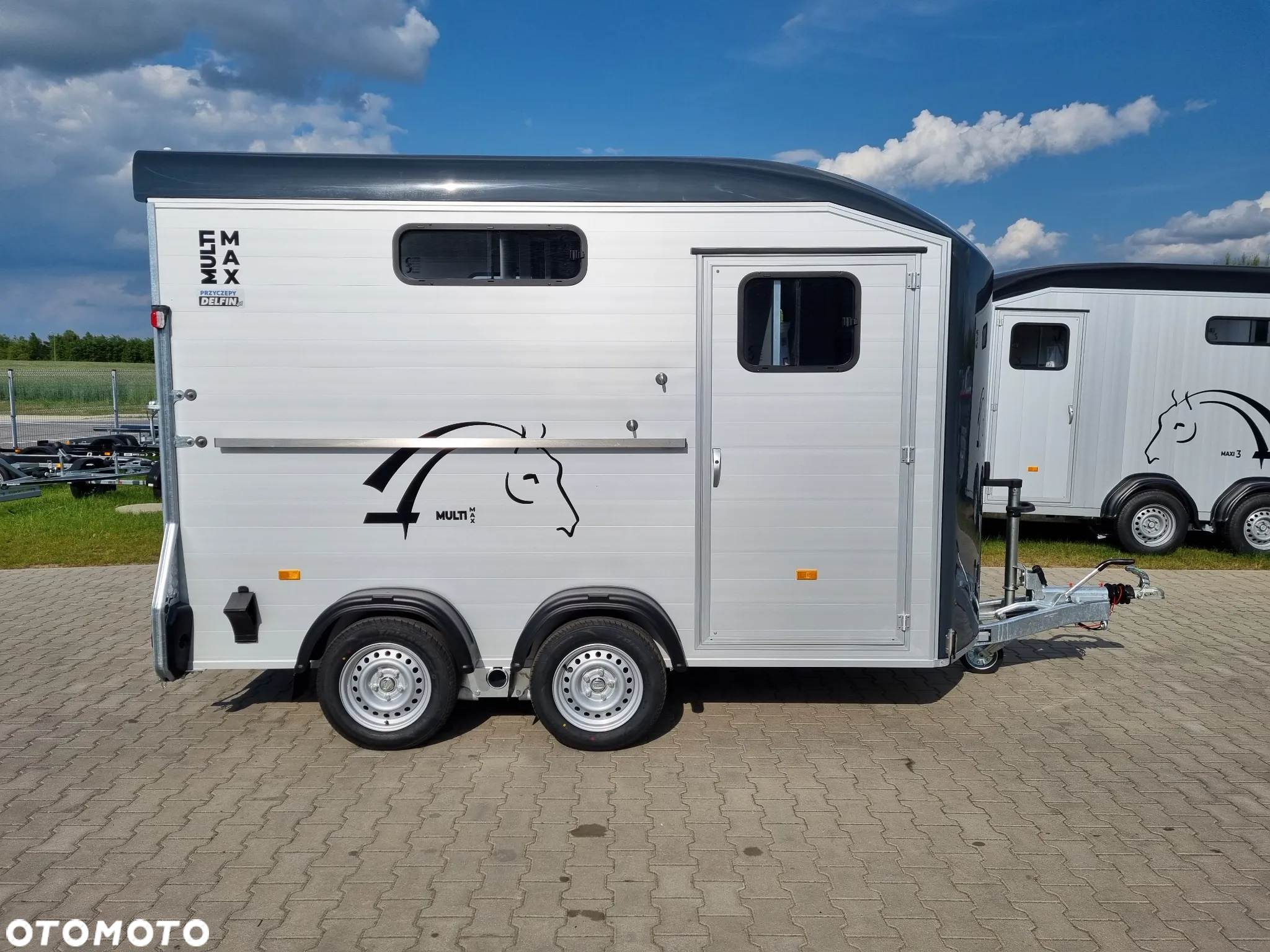 Cheval Liberte Multimax przyczepa na dwa konie | duża siodlarnia | drzwi boczne | 2600 kg DMC | 380×181 cm  |  ALUMINIOWA | Debon | dostawa | mocna i solidna | - 4