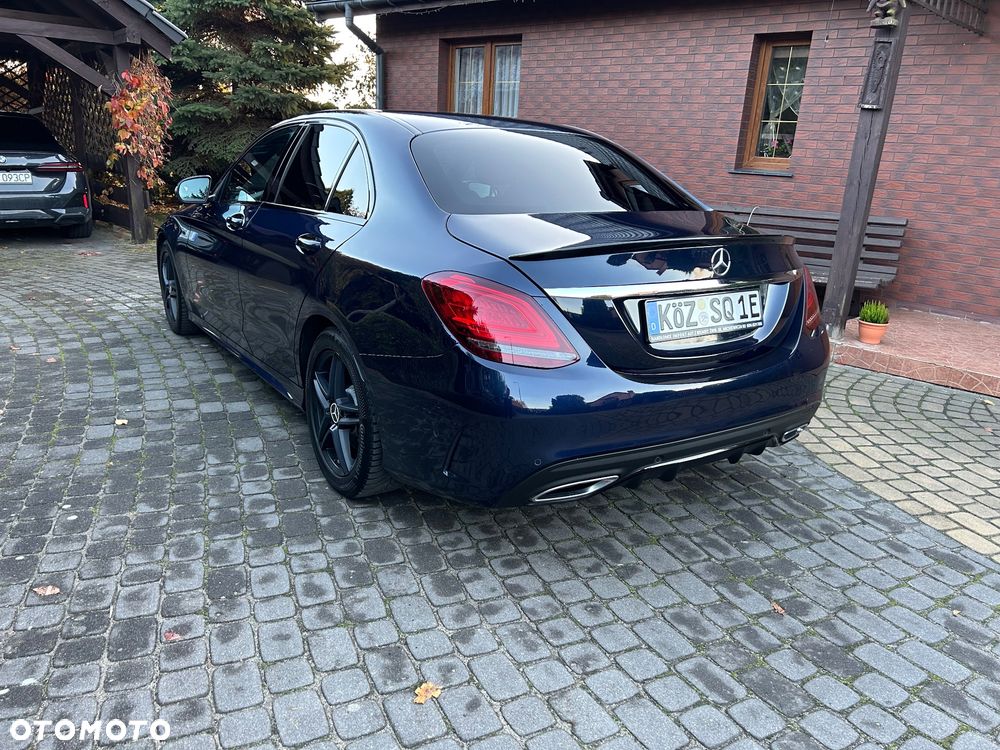 Mercedes-Benz C-Class 2019 photo 3