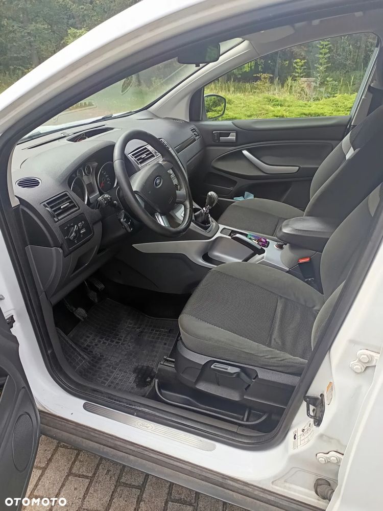 Ford Kuga 2.0 TDCi Trend FWD - 6