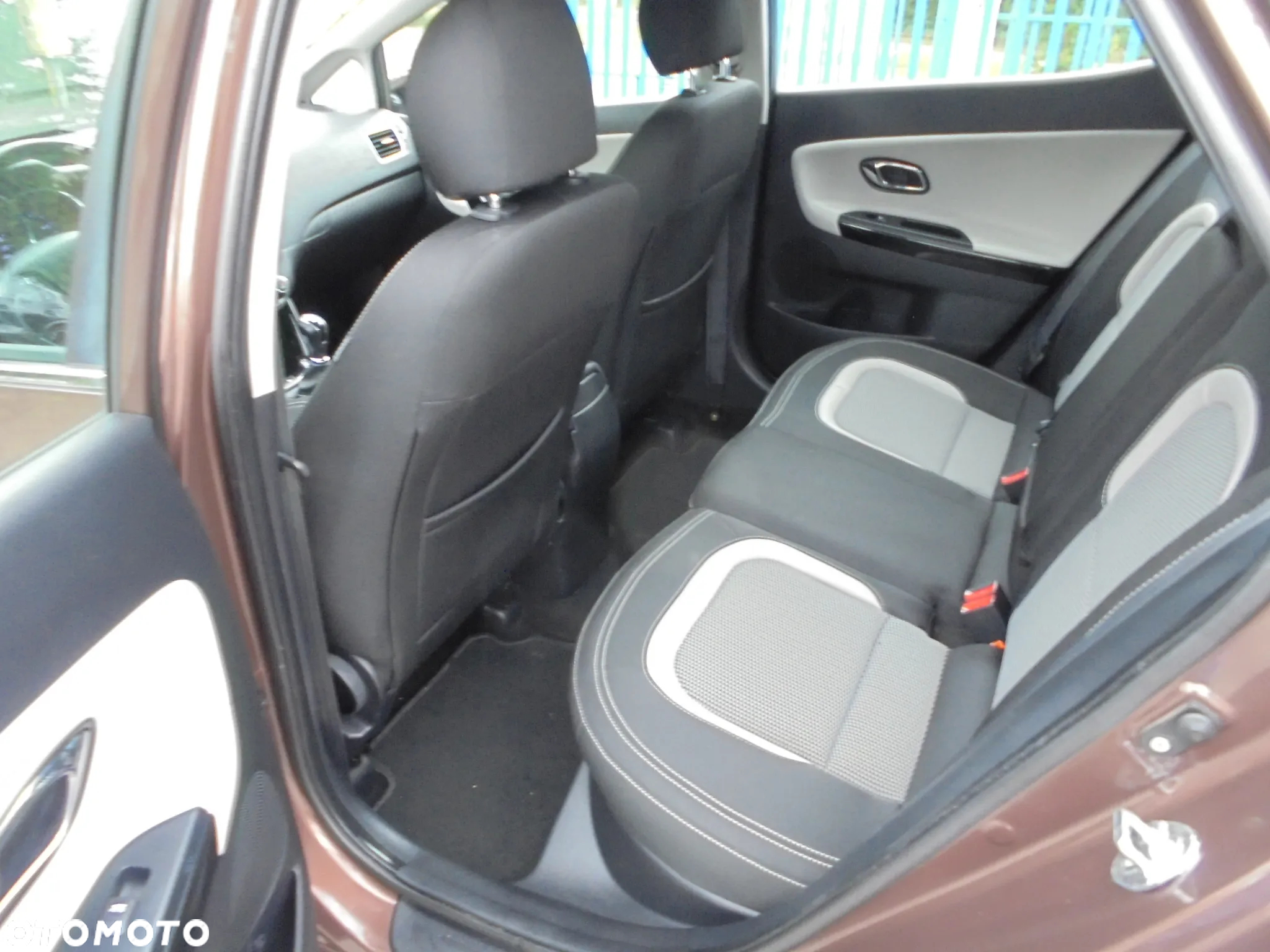 Kia Ceed 1.6 GDI Edition 7 - 10