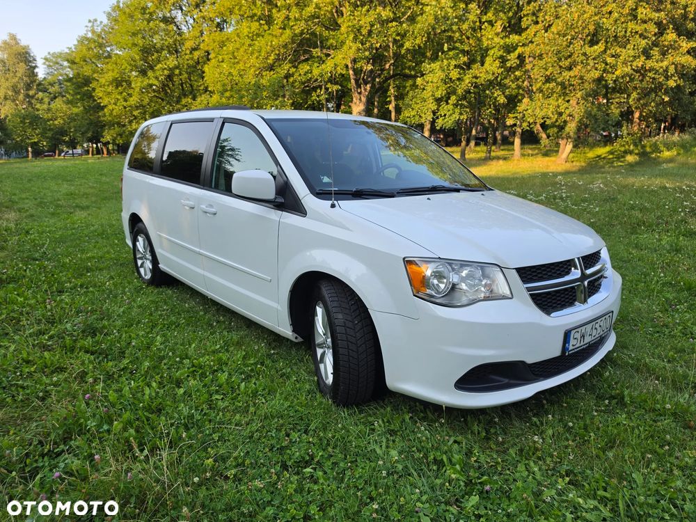 Dodge Grand Caravan - 4